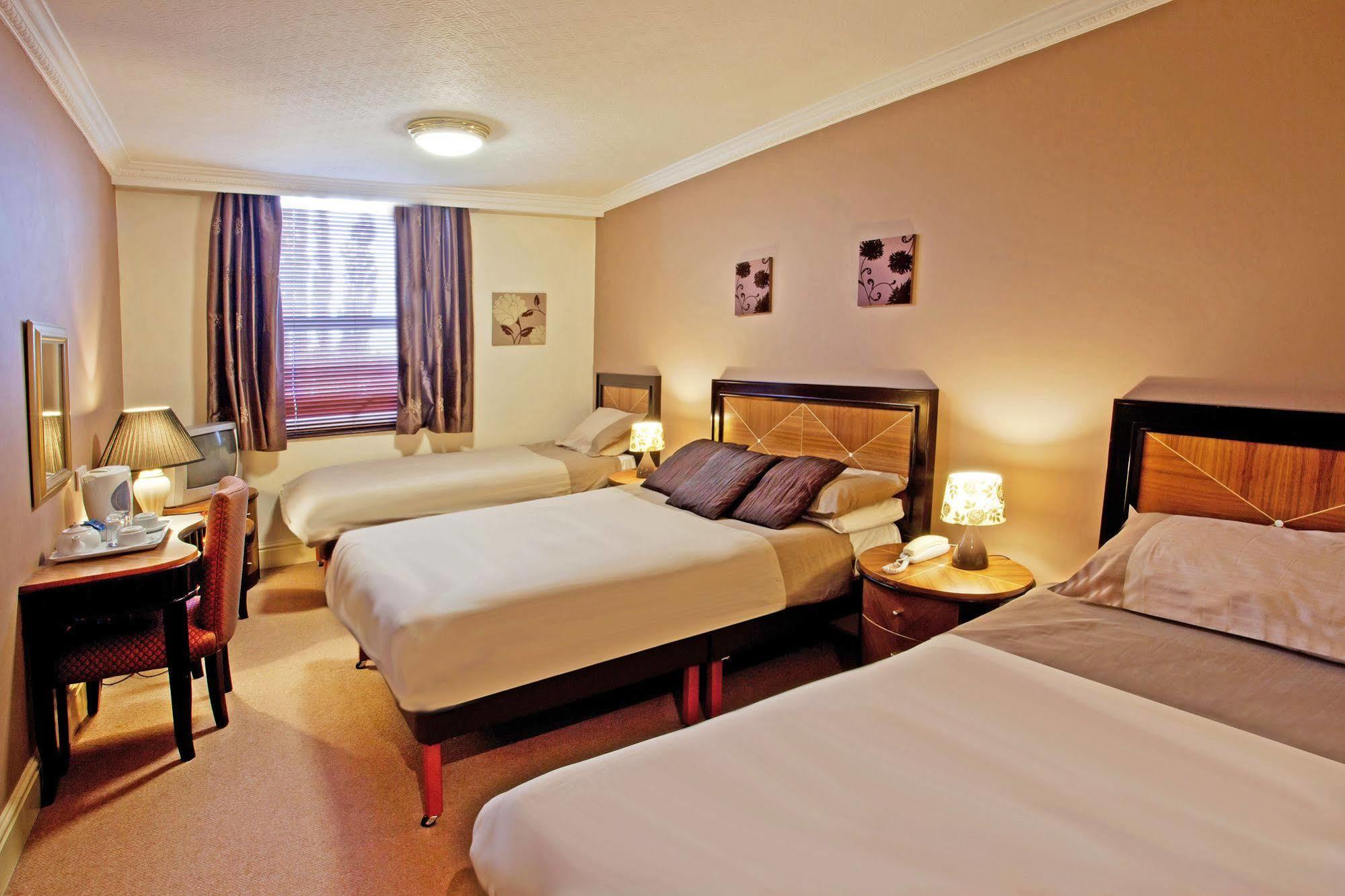 Britannia Hotel, Stockport Extérieur photo