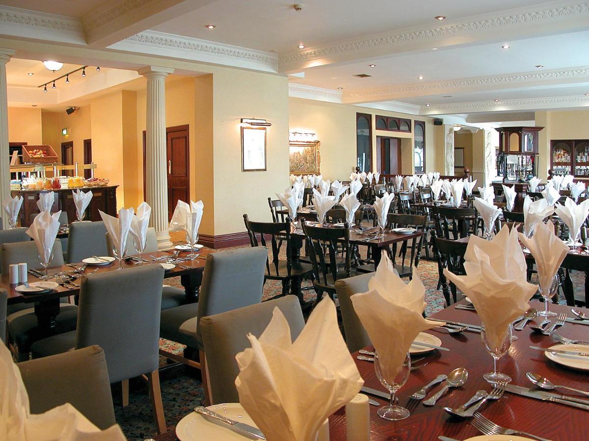 Britannia Hotel, Stockport Extérieur photo